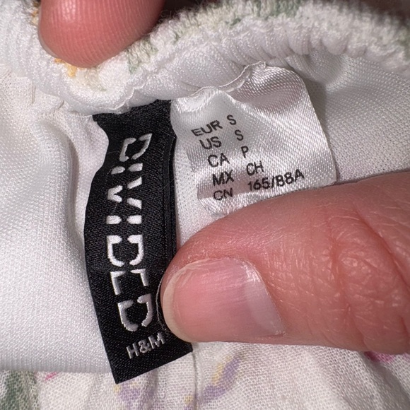 Divided H&M Floral Open Back Long Sleeve Mini Cotton Dress Women’s S - Picture 14 of 14